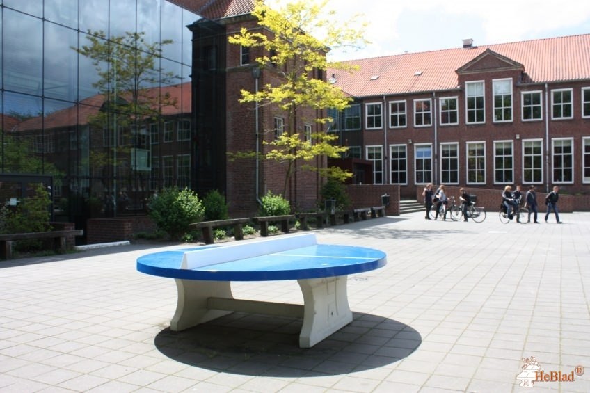 Sint-Oelbertgymnasium uit Oosterhout