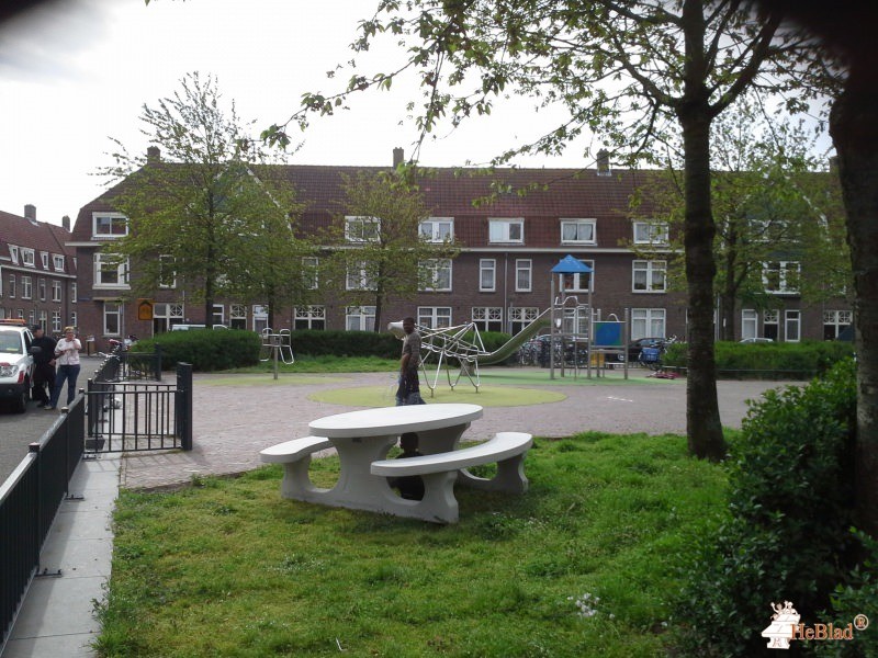 Gentiaanplein t/o nr 34 uit Amsterdam