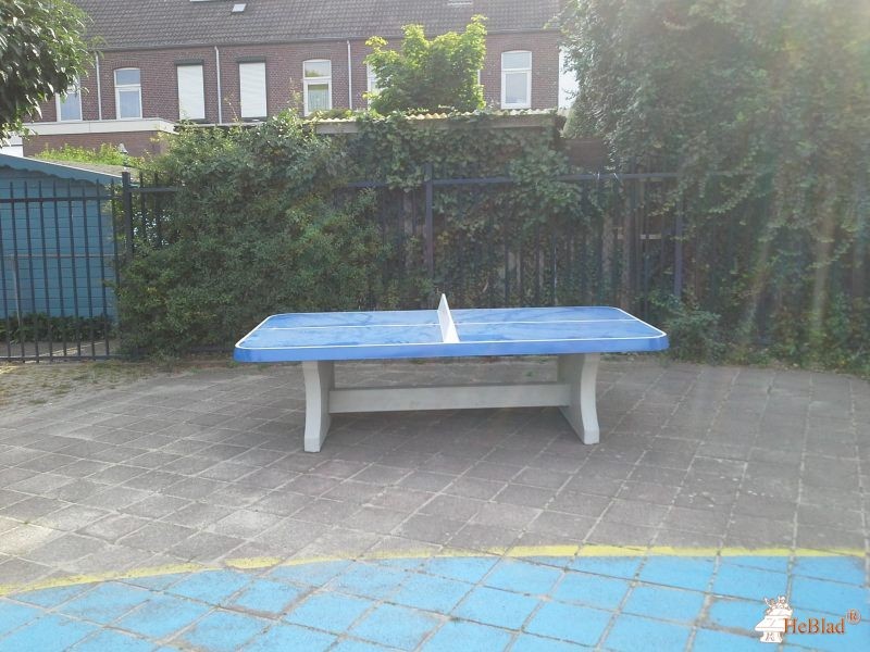 Basisschool De Steenen Brug uit Roermond