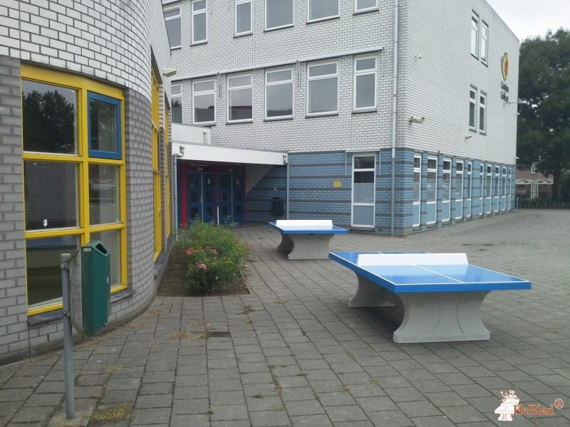 Candea College uit Duiven