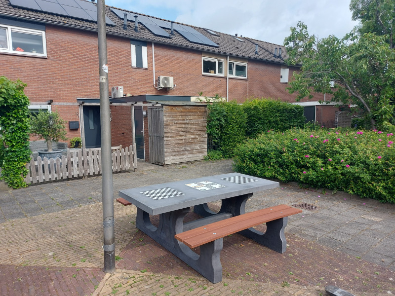 Plein Peppelhof Kortenhoef ter hoogte van huisnummer 3 en 12 uit Kortenhoef