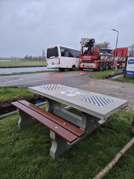 Meijns Grondverzet & Groenvoorziening uit Krommenie