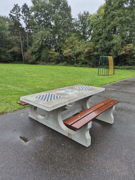 Calisthenics Park Warmond uit Warmond