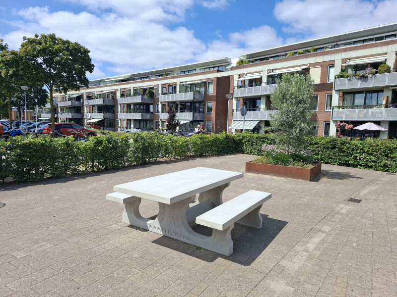 Plein winkelcentrum Stadspoort uit Ede