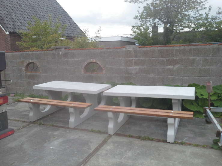 Naturel Betonnen picknickset met bamboe planken