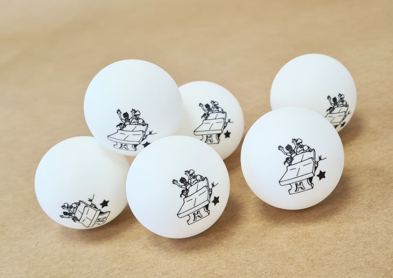 pingpongballetjes van HeBlad voor betonnen tafeltennistafel, 