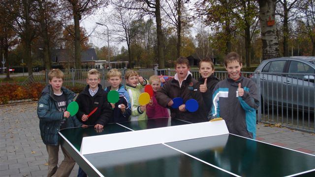 groene tafeltennistafel outdoor