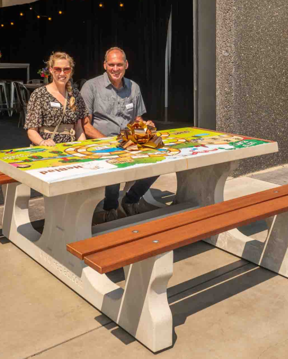 Theo și Karin van der Heijden — fondatori HeBlad